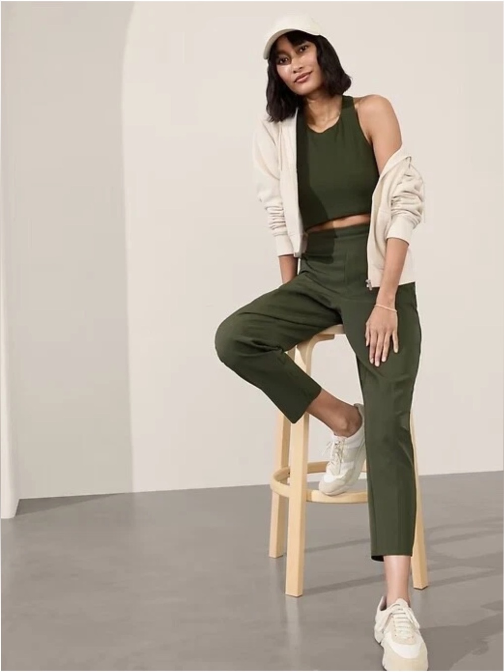 ATHLETA Endless High Rise Pants - Aspen Olive Sz 2